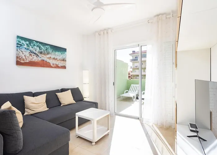 Home2book Stunning Terrace & Pool Caletillas 아파트 *